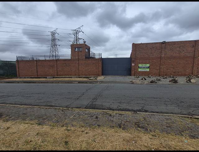3,000M² WAREHOUSE TO LET IN BENROSE